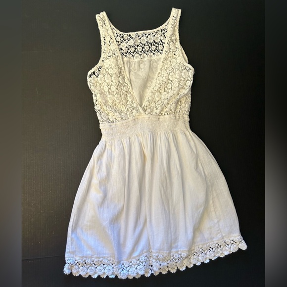 Hollister Co. Eyelet Sundress w/wide elastic waist band in off white Sz-M.  X8 - Picture 5 of 12